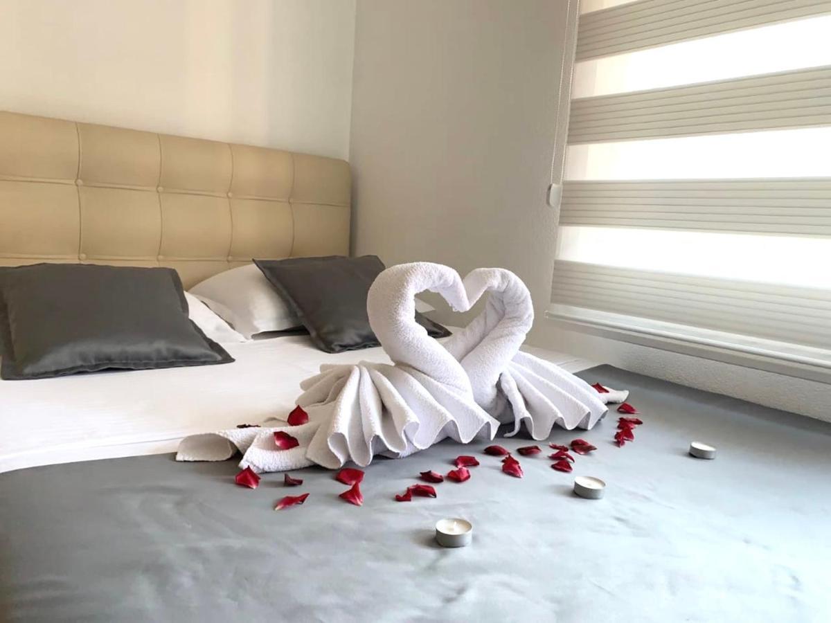 Apartments Vujicic Tivat Luaran gambar