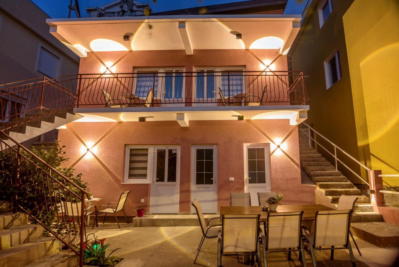 Apartments Vujicic Tivat Luaran gambar
