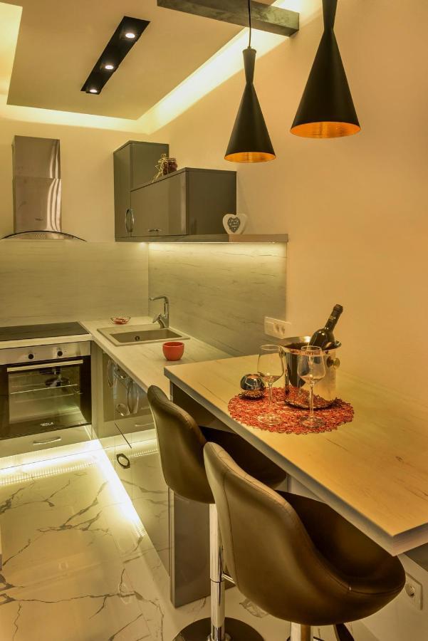 Apartments Vujicic Tivat Luaran gambar
